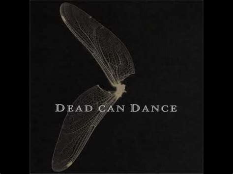 Sanctus door Dead Can Dance: Een Mysterieuze Omgang met Liturgische Pracht en Gotische Donkerheid