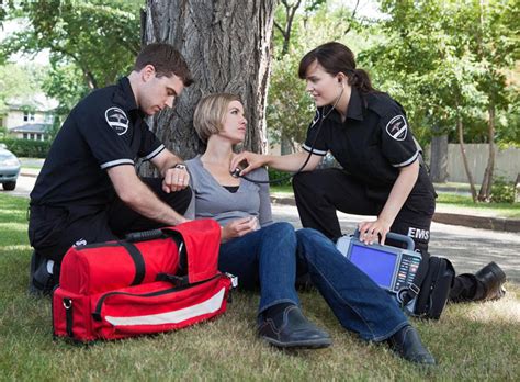 What is EMT Training Like: A Journey Through the Eyes of a Future Lifesaver